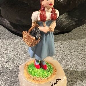 Dorothy Wizard of Oz figure 1998